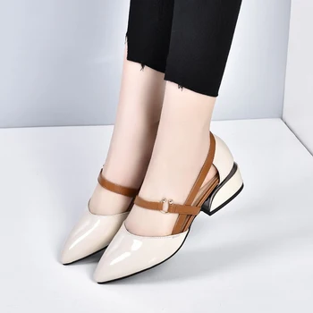 2023 Кожени сандали от мека кожа, дамски годишната модерна чанта с острия пръсти, работни обувки дантела на гъст и нисък ток