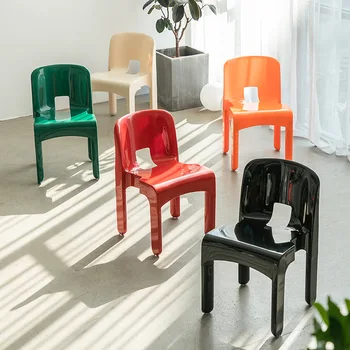 Антикварни столове, пластмасови столове за ресторант известни личности в скандинавски стил, обикновено копие от заведения за хранене столове с облегалка