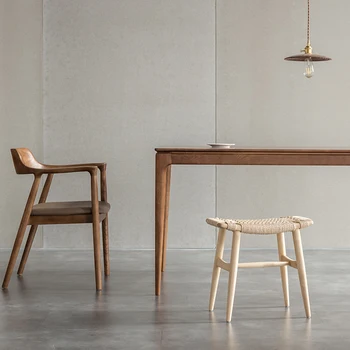 Въженият стол от масивна дървесина е в скандинавски стил, малка табуретка за ресторант, семеен маса за хранене, стол, табуретка за грим