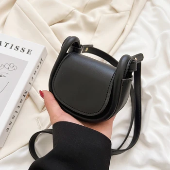 Дамска чанта с червило, трендови чанти и портмонета от изкуствена кожа 2022 г., малко однотонная чанта през рамо, дизайнерска чанта-месинджър Y2K Чанта с капак