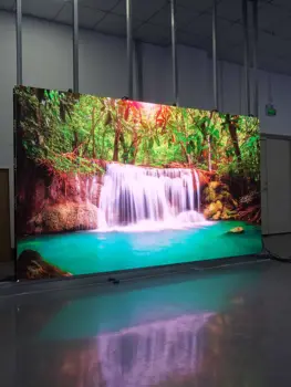 Закрит търговски живописна завеса с висока разделителна способност P1.379mm, красив led екран на дисплея