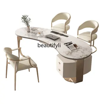 Маса от филма с каменна печка, модерен лесен италиански лампа, Луксозен минималистичен домашен ярък маса, компютърна маса за малък апартамент