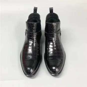 Мъжки черни обувки на 