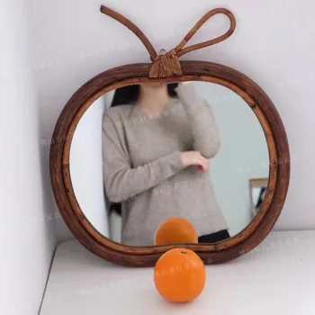 Огледалото на Apple от ратан, индонезийските декоративно огледало ръчно изработени от ратан, ретро огледало за антре, огледало