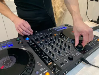 ОТСТЪПКА за ЛЯТНА РАЗПРОДАЖБА 2022 Pioneer DDJ DJ-FLX6 с 4-палубным рекордбоксом и контролера на Serato DJ