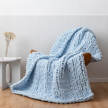 Просто вязаное одеяло от риба кост, разтегателен диван в спалнята, климатик, кърпа за обедна почивка, домашни плюшени аксесоари, удобни, трайни